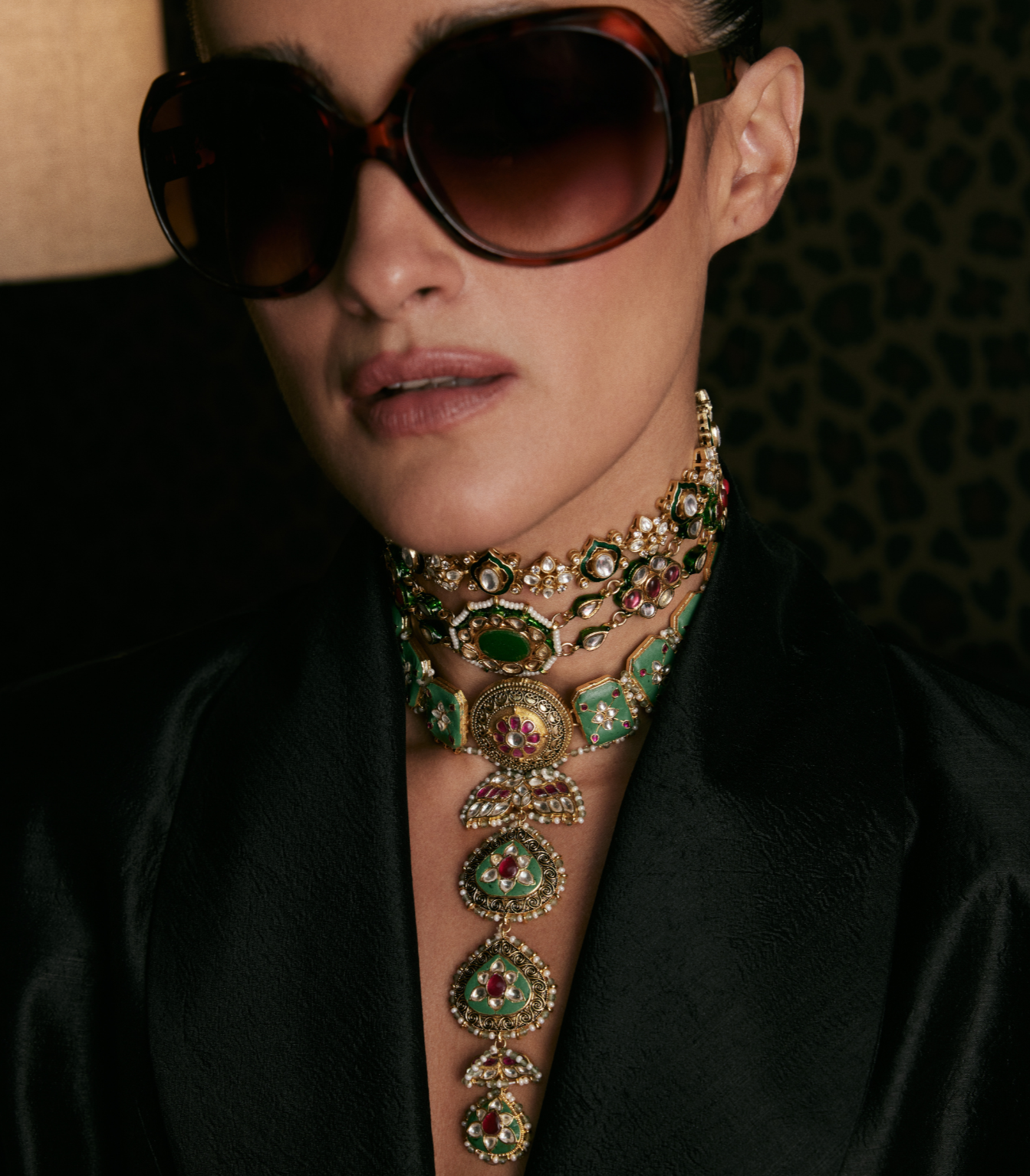 SHAZAHN GREEN KUNDAN LONG NECKLACE Main image