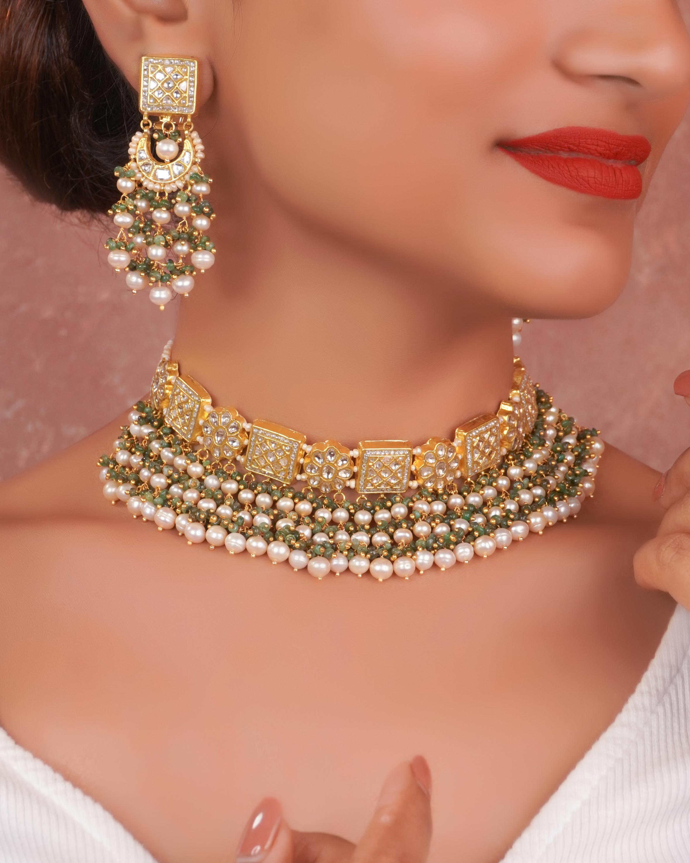 Ashwini Choker And Riddhi Chandbalis Polki Set