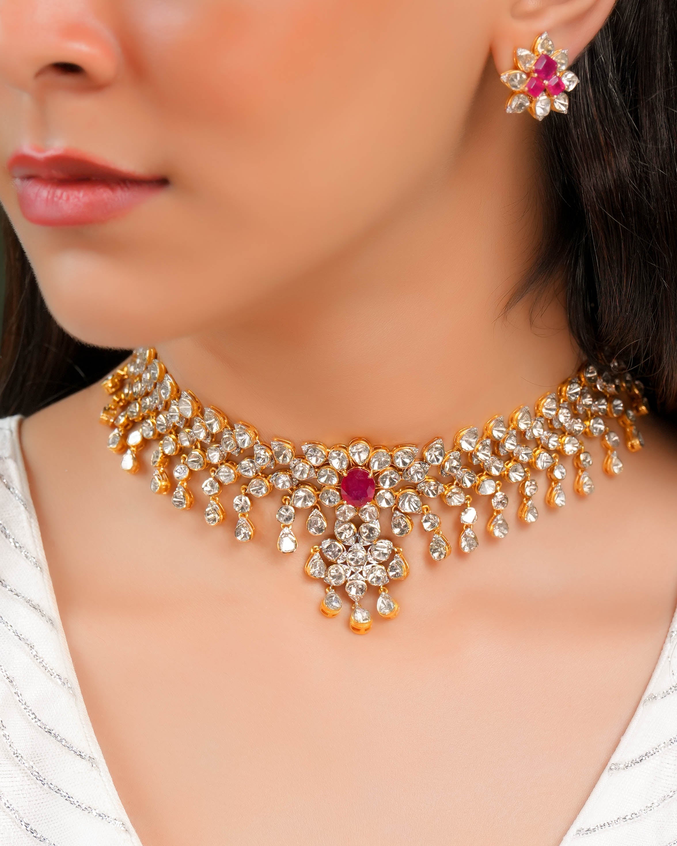 Atiya Polki And Diamond Necklace