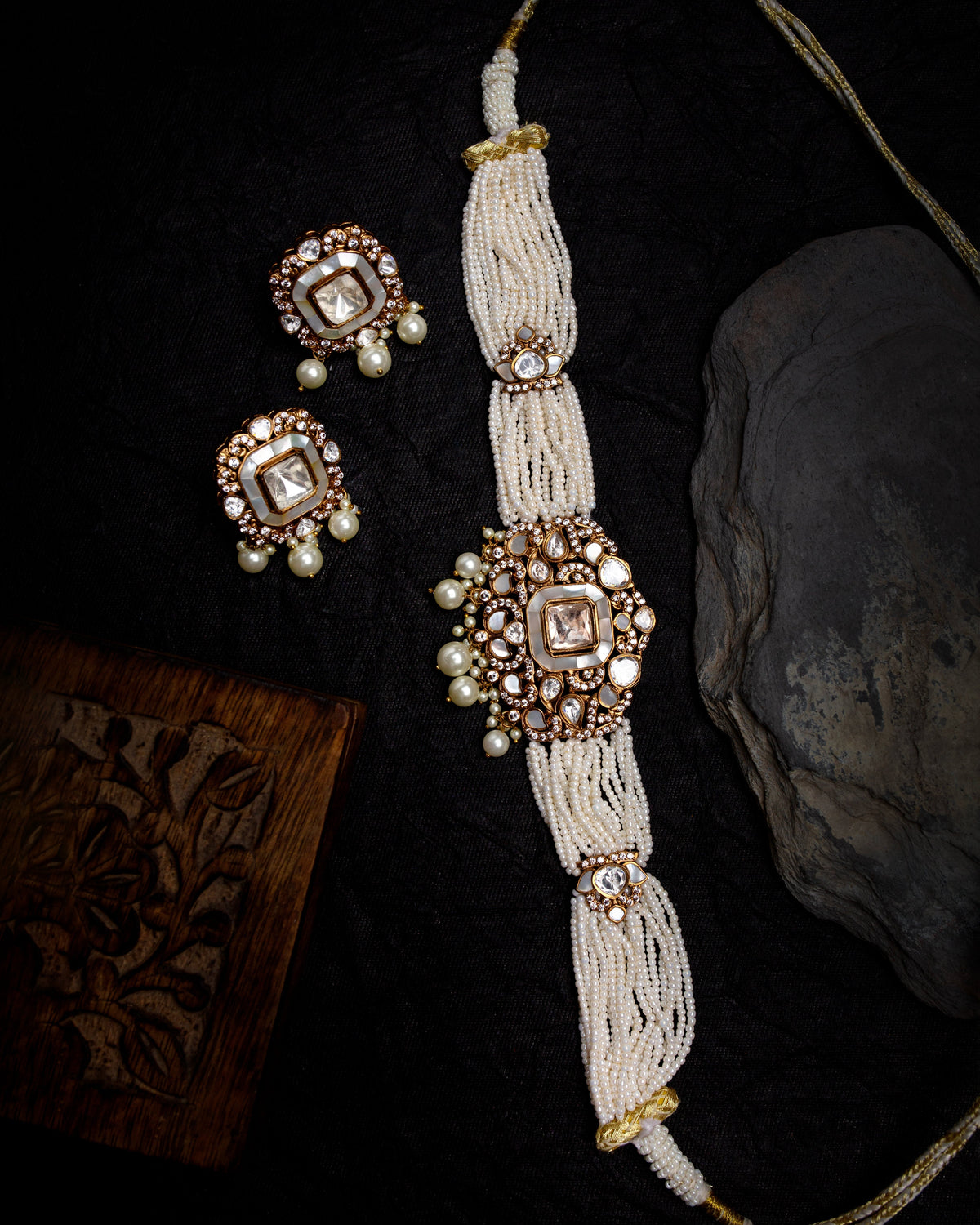 Inara Moissanite Polki Mother of pearl Necklace Set