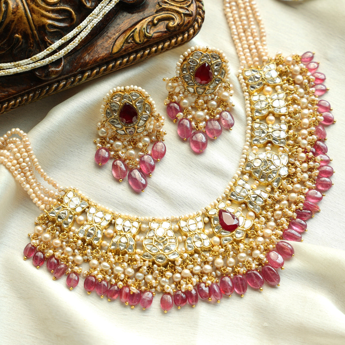 Maddy Necklace And Madhvi Tops Polki Set Main image
