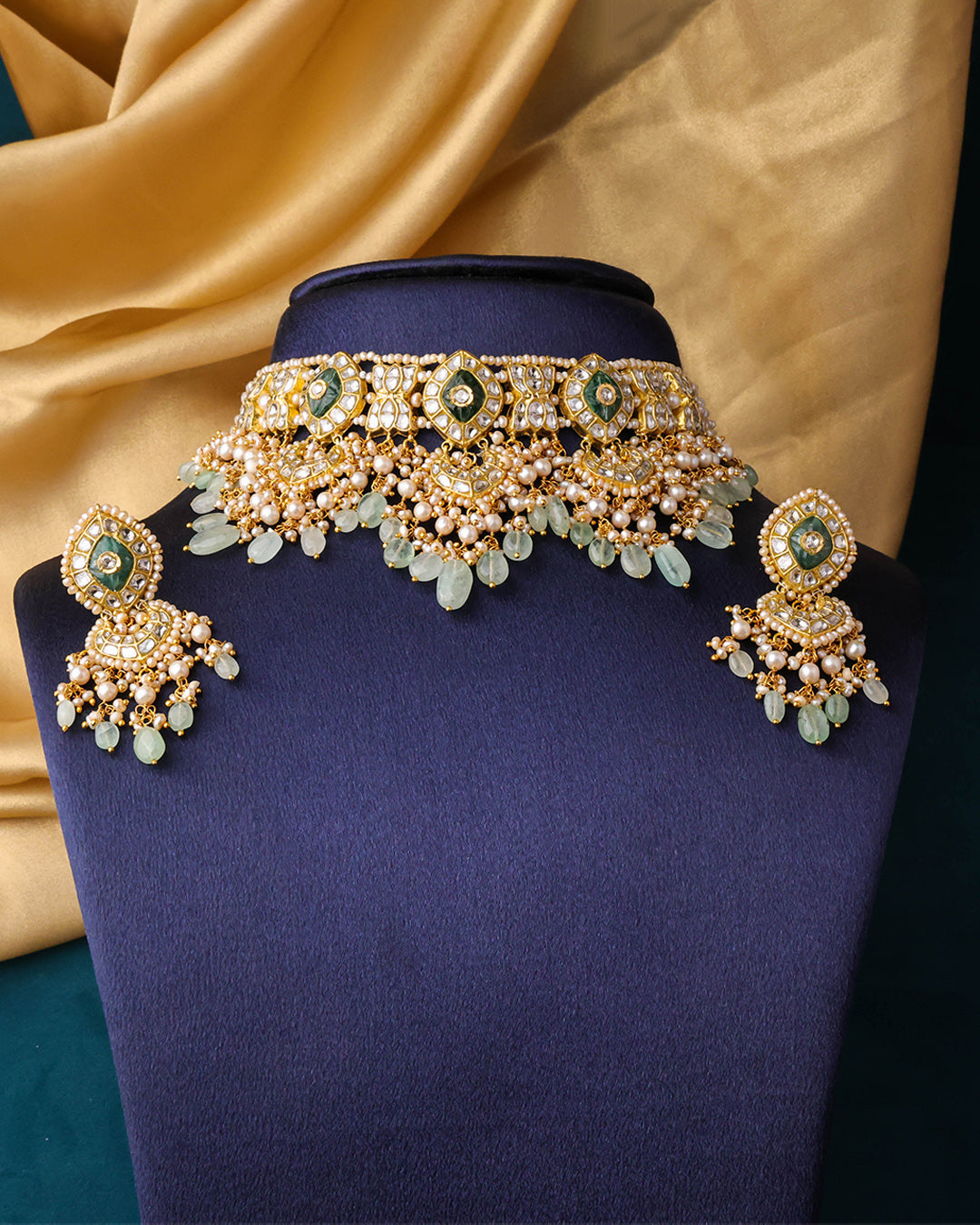 Laiba Choker And Pranali Chandbalis Polki Set