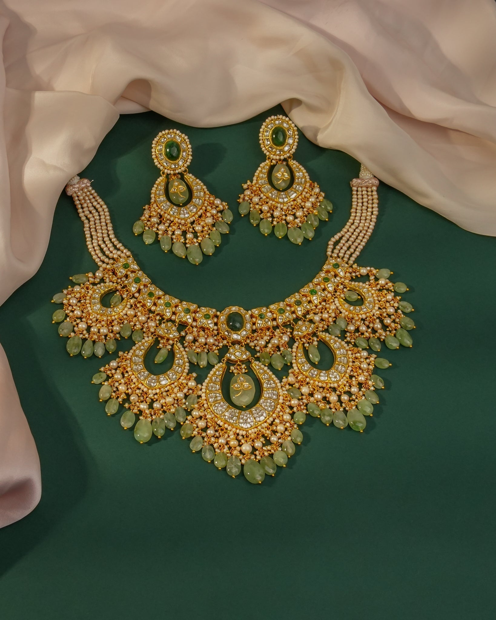 Scarlett Necklace And Amelia Chandbalis Polki Set