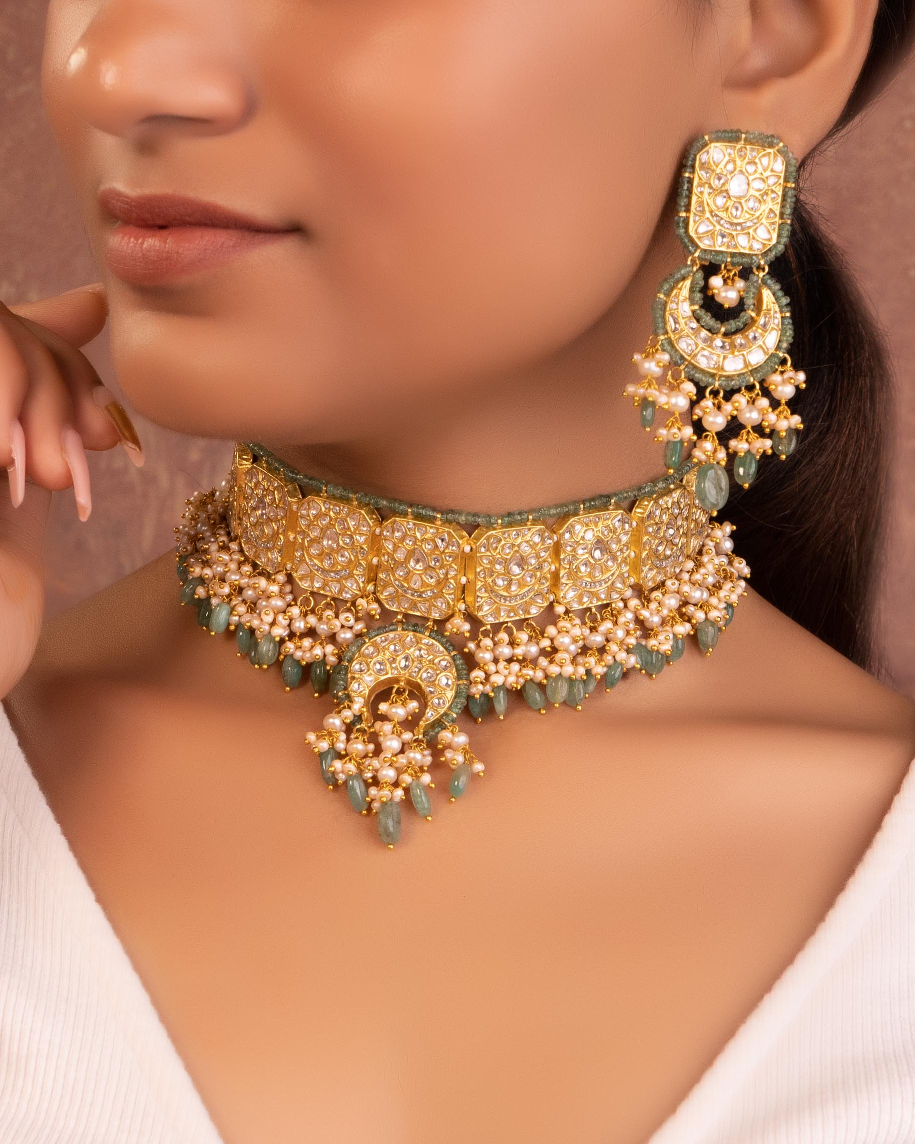 Ekta Choker And Seong Chandbalis Polki Set