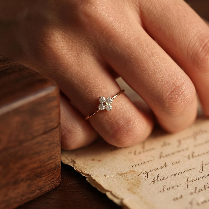 Dainty Gold Flower Ring