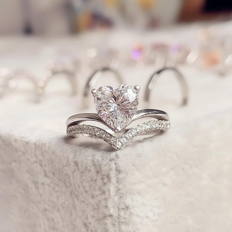 Heart Cut Cubic Zirconia Engagement Ring Set, V-Shaped Wedding Band Main image