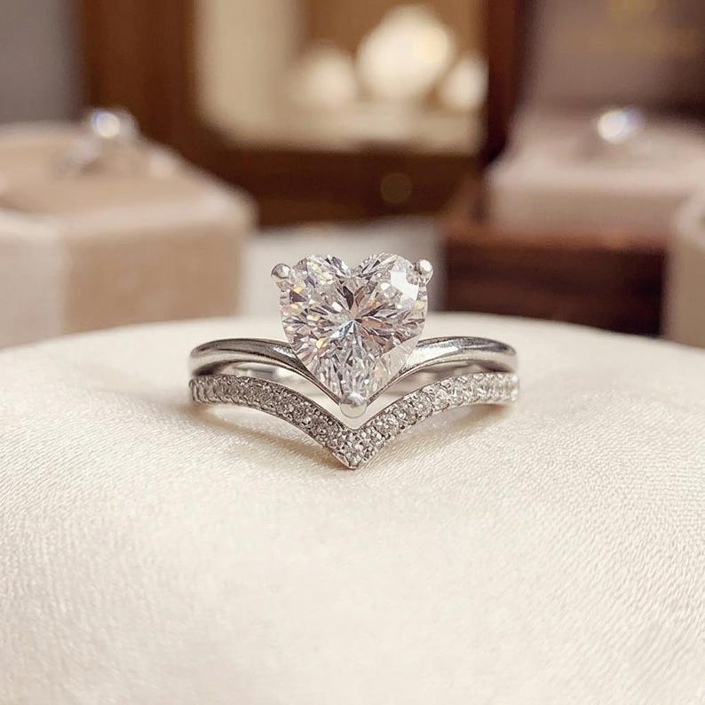 Heart Cut Cubic Zirconia Engagement Ring Set, V-Shaped Wedding Band Secondary image