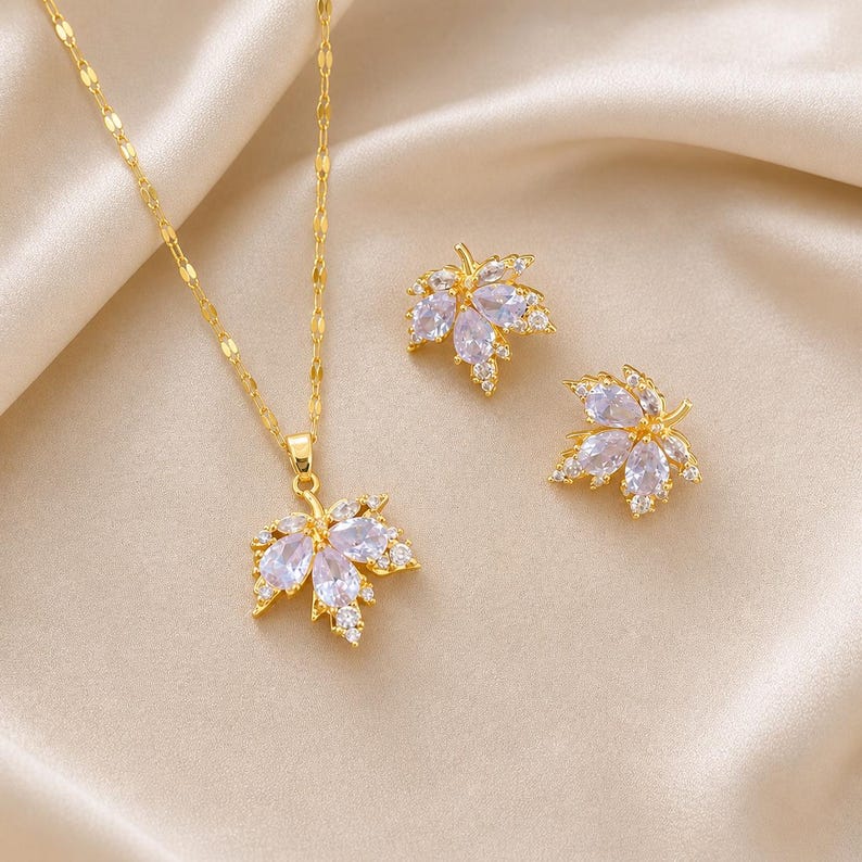 Gold Crystal Floral Jewelry Set, Bridal Necklace Earrings, Elegant Wedding Pendant