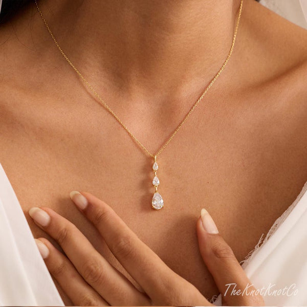 Minimalist Teardrop Diamond Pendant Necklace