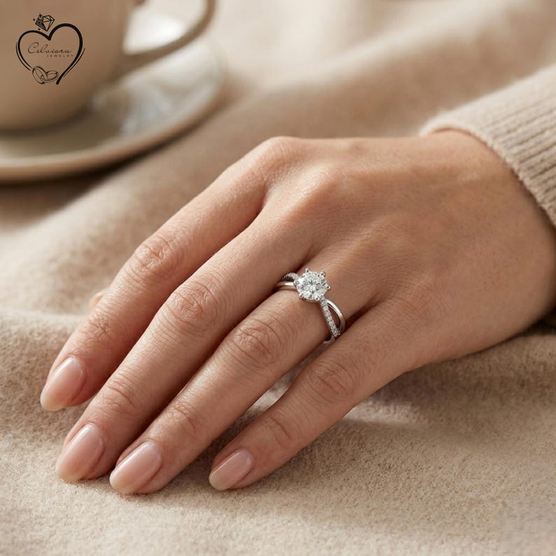 Minimalist Zircon Engagement Ring