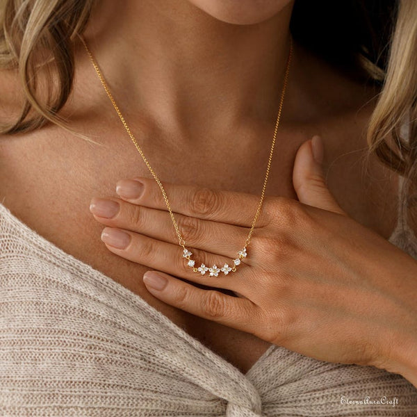 Dainty Flower Diamond Necklace, Minimalist Crystal Flower Necklace, Gold Floral Necklace for Women, Graduation Gift,Bridesmaid Gifts for Her