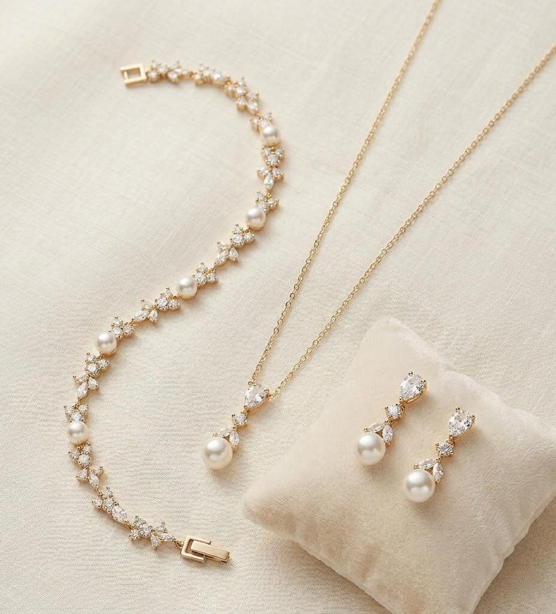 Gold Pearl Jewelry Set