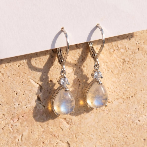 925 Silver Drop Shape Moonstone Dnagle Earrings