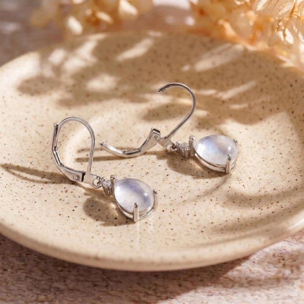 925 Silver Drop Shape Moonstone Dnagle Earrings