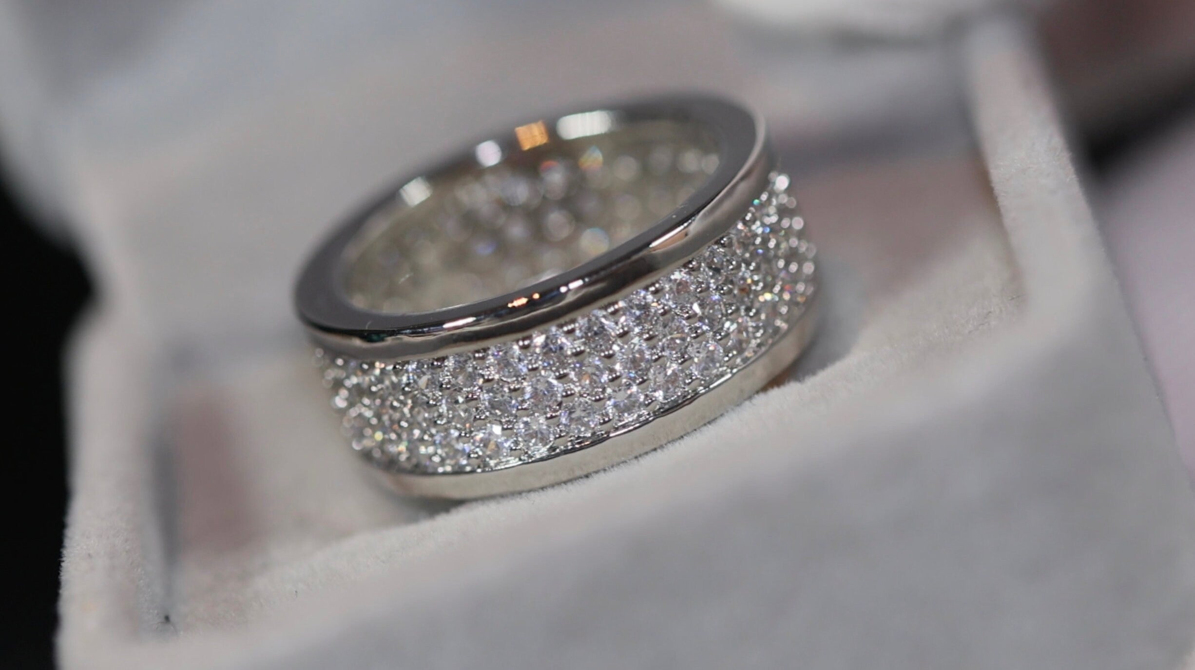 Men's Eternity Ring Main image