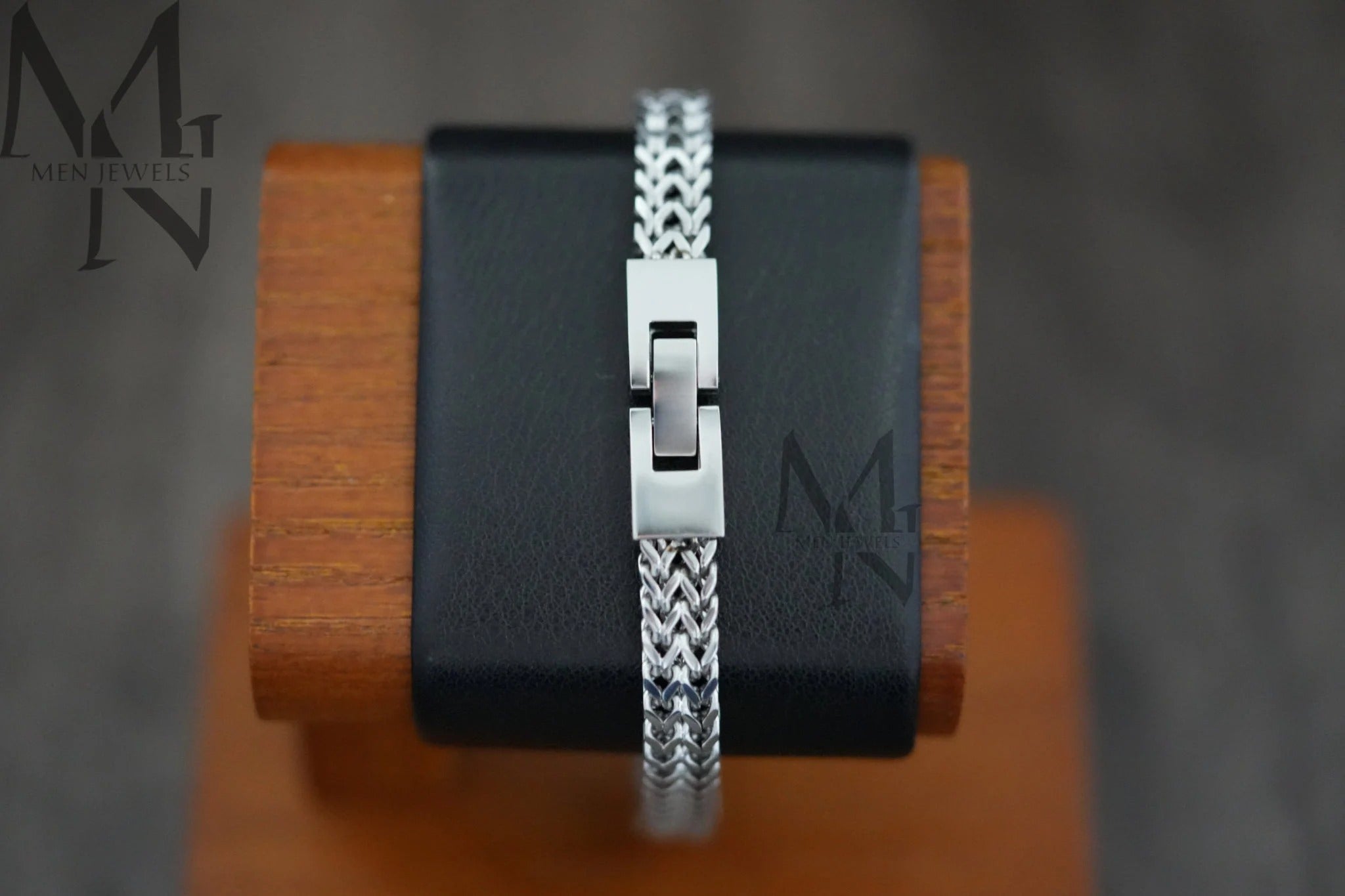 Silver Foxtail Bracelet Secondary image