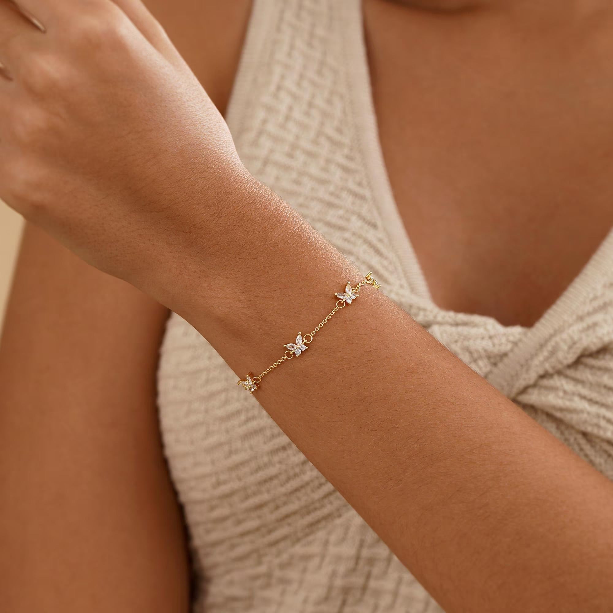 Minimalist Butterfly Diamonds Bracelet