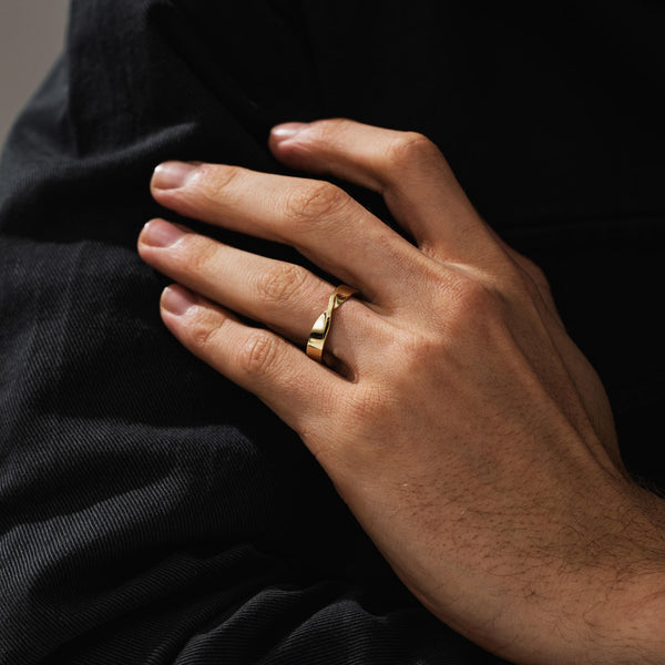 Mobius Ring: Unique Infinity Band For Unisex - Silver and 14K Gold