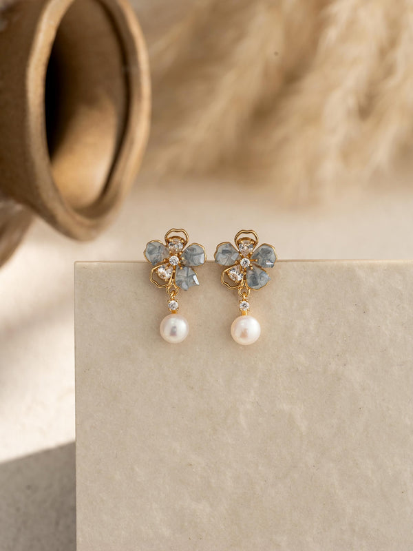 Flower Pearl Earrings