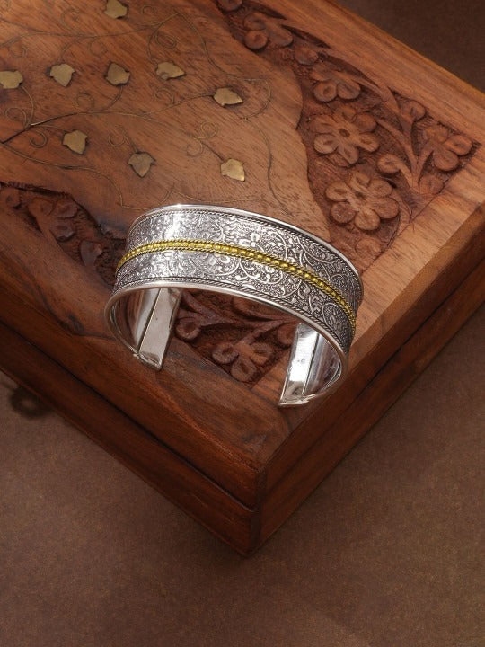 Women Brass Oxidised Silver-Plated Cuff Bracelet Main image