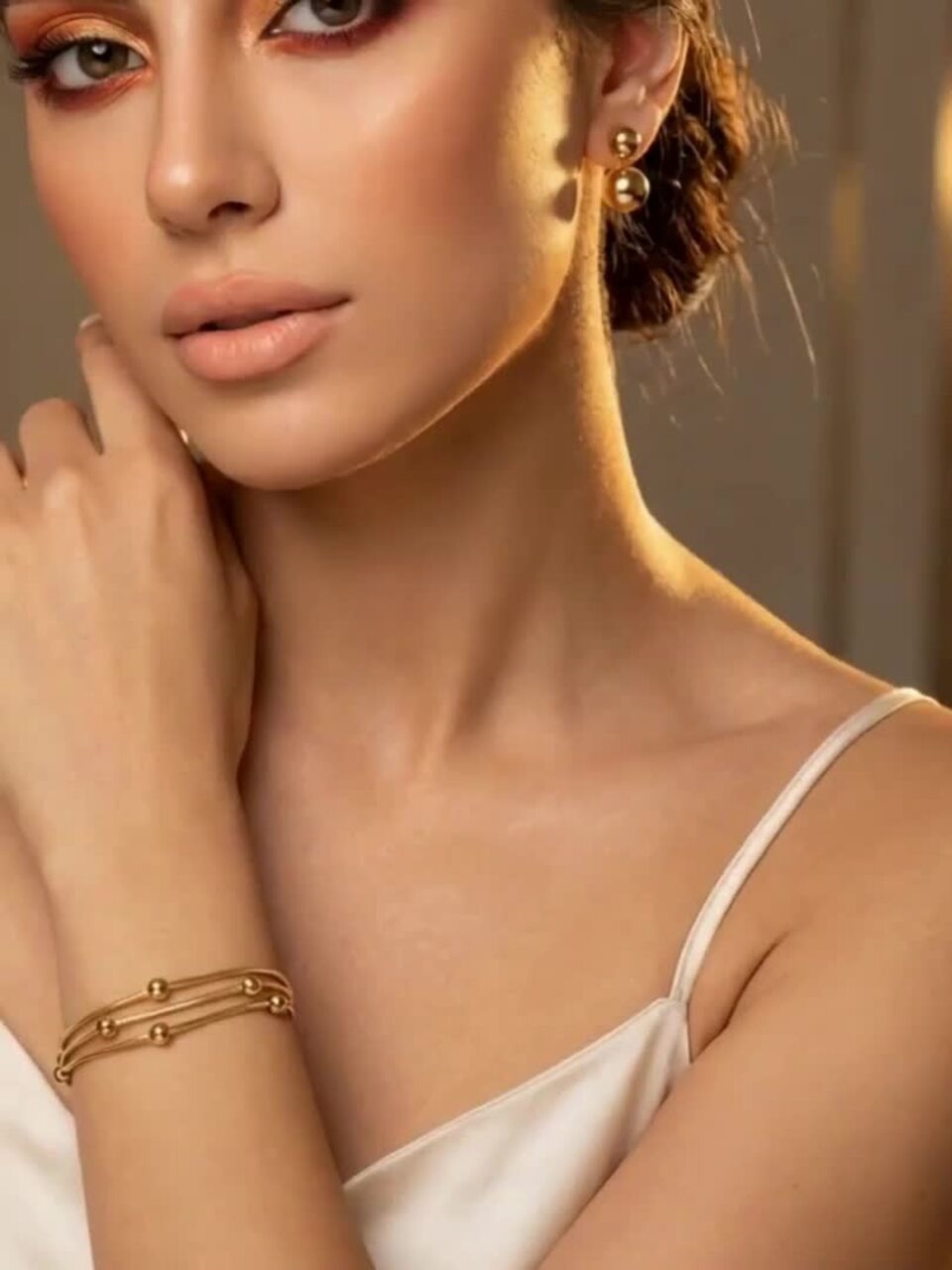 Women Gold-Plated Waterproof & Anti-Tarnish Wraparound Bracelet