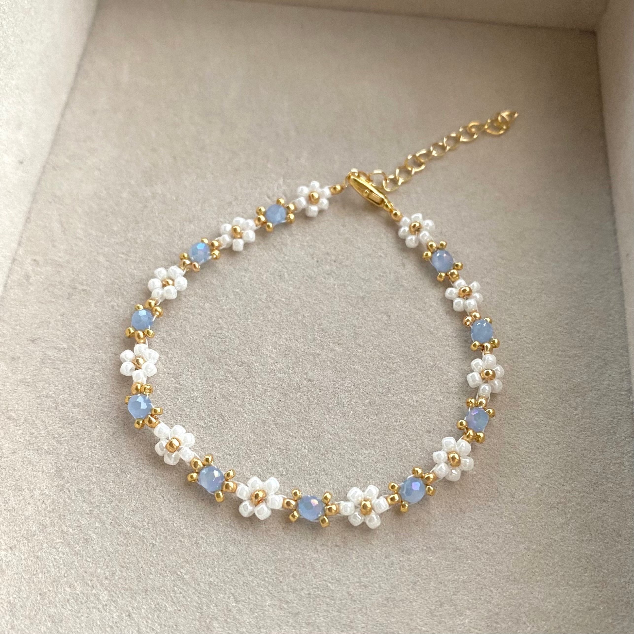 Beaded Flower Bracelet Main image