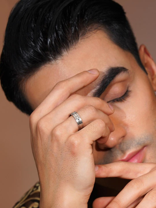 Men Silver-Tone Anti-Tarnish & Water-Proof Stainless Steel Ring Secondary image