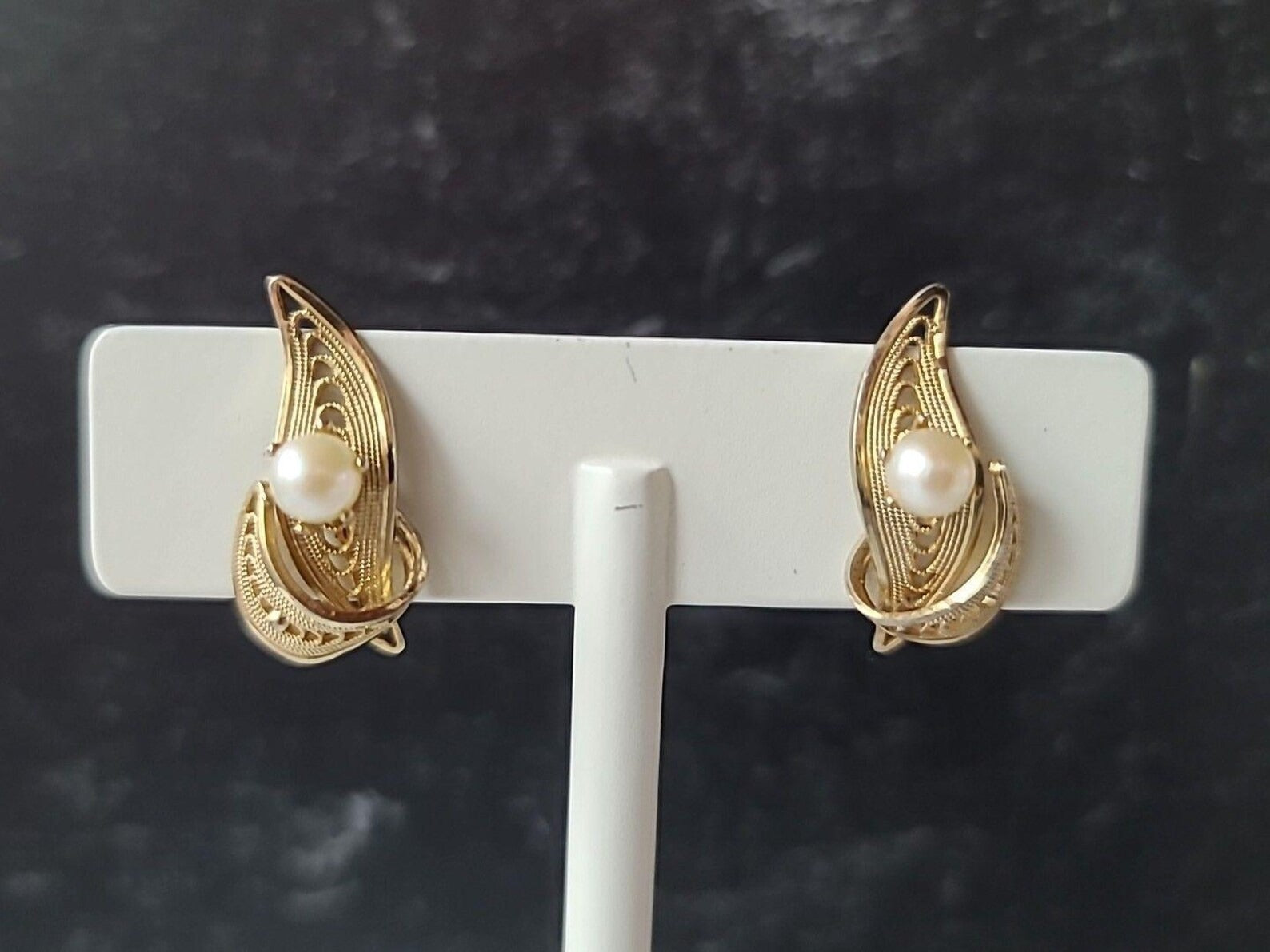 Gold Tone Metal Faux Pearl Floral Clip-on Earrings