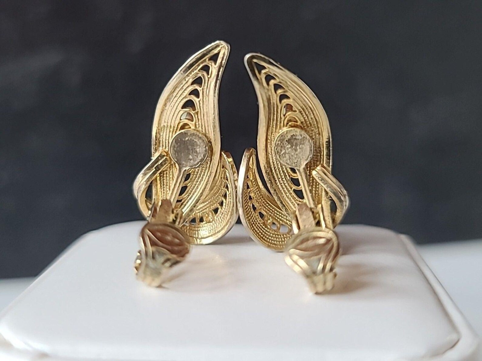 Gold Tone Metal Faux Pearl Floral Clip-on Earrings