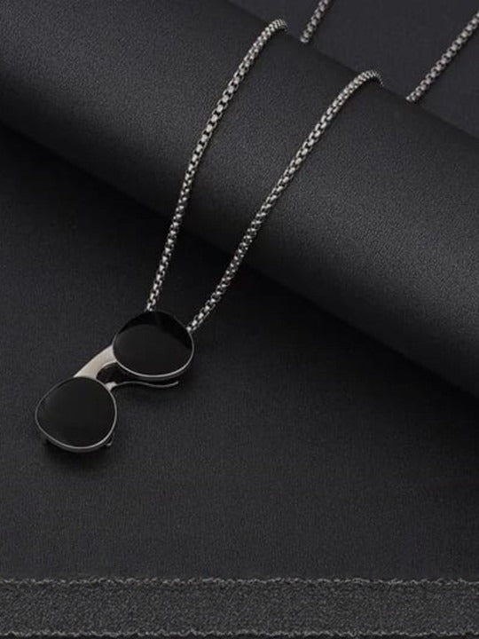 Men Silver-Plated Brass Chain With Sunglasses Pendant