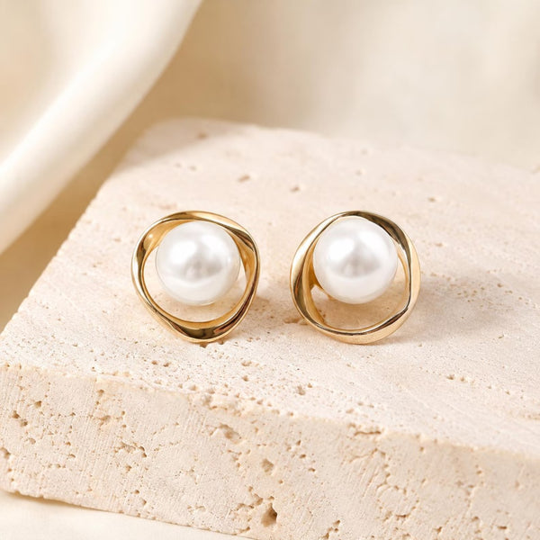 French Retro Pearl Clip Earrings
