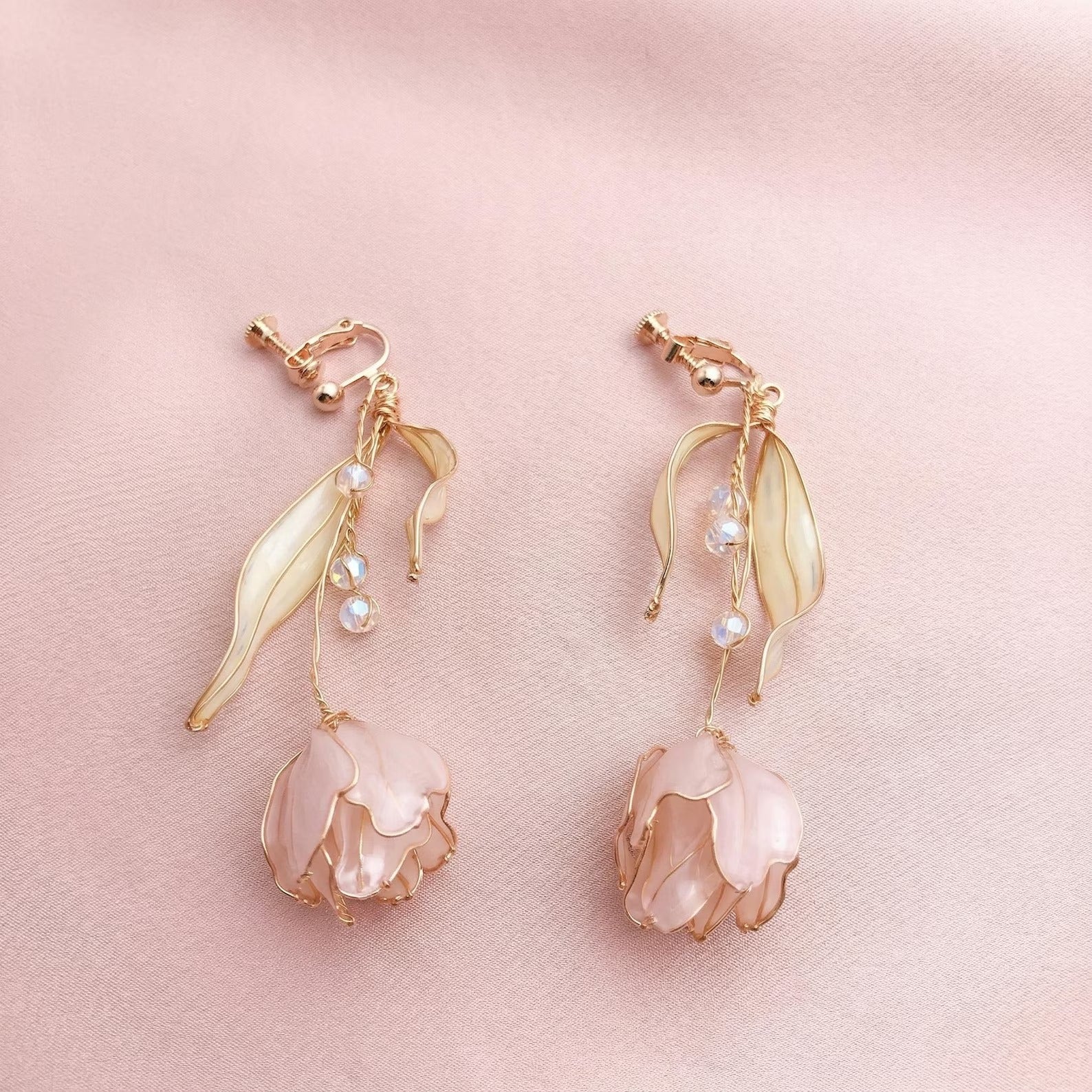 Tulip Clip On Earrings