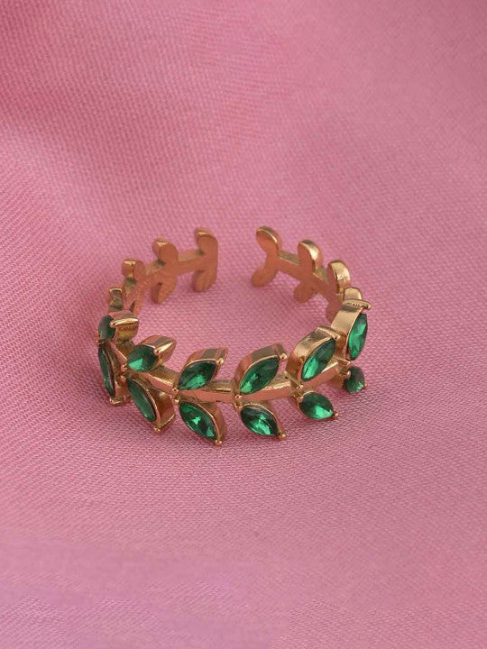 Gold-Plated Stainless Steel Cubic Zirconia Strone-Studded Leaf Shaped Finger Ring